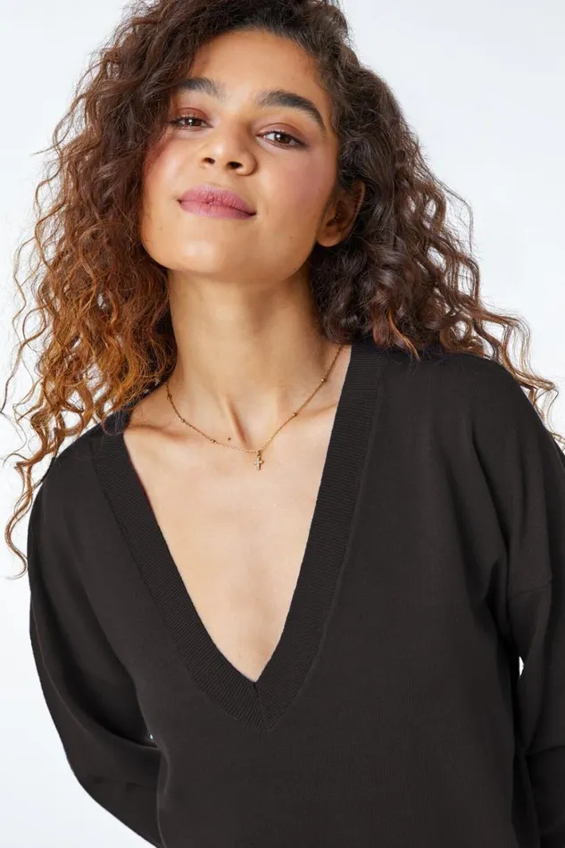 Women Black Plain Stretch VNeck Longline Jumper Roman Knitwear