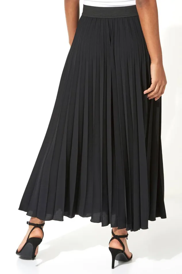 Women Black Pleated Elastic Waist Maxi Skirt Roman Skirts