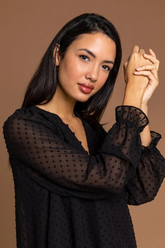 Women Black Textured Spot Print Long Sleeve Chiffon Blouse Roman Tops