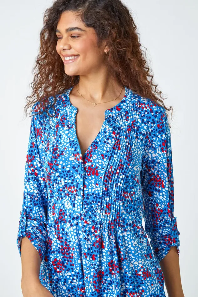 Women Blue Abstract Spot VNeck Pintuck Stretch Top Roman Tops