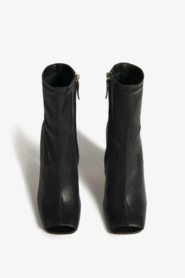 Women Boots Victoria Beckham Iona Boots In Black
