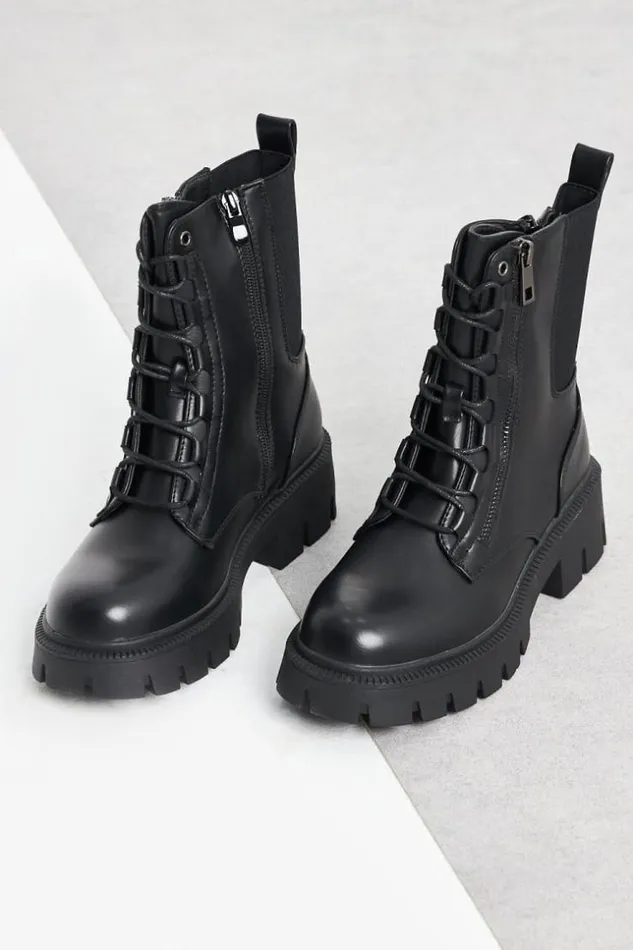 Women Bottines Noires Empicement BiMatire Sur Le Ct Black Brentiny Paris White Tops Women Bottines Noires Empicement BiMatire Sur Le Ct Black Brentiny Paris White Tops