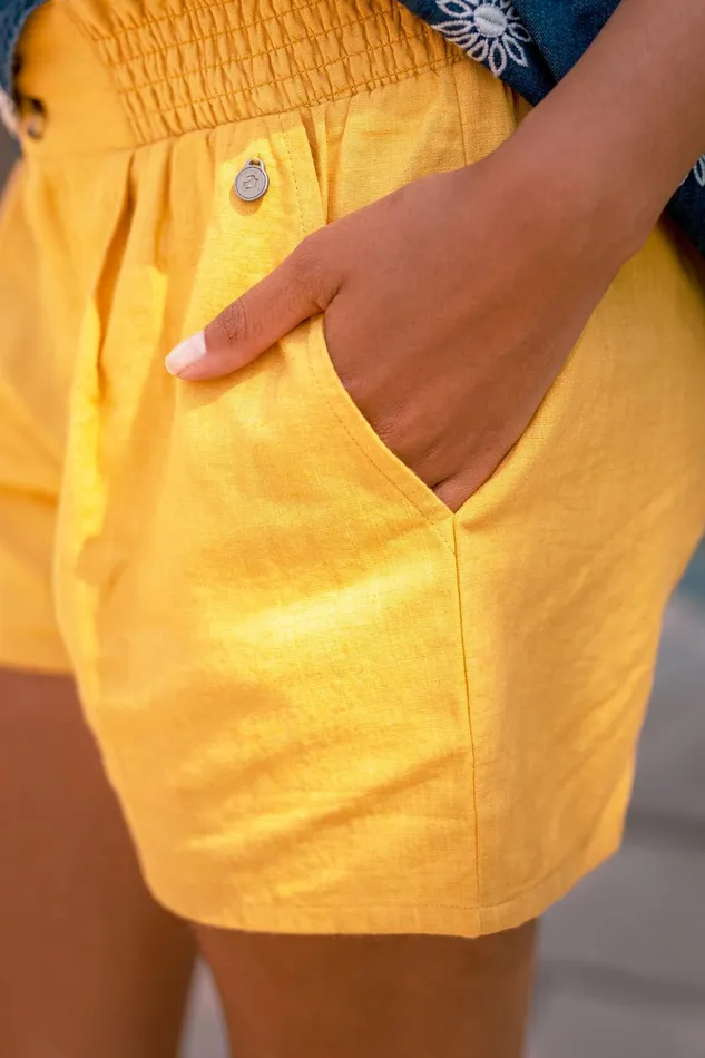 Women Brakeburn Trousers Skirts and Shorts Yellow Mustard Elasticated Waist Short