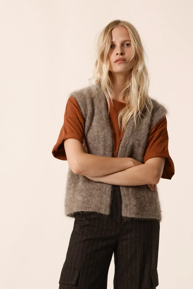 Women Cardigan Bunny Marmotte Gilet Mohair Beige Des Petits Hauts Jumpers and Cardigans Women Cardigan Bunny Marmotte Gilet Mohair Beige Des Petits Hauts Jumpers and Cardigans
