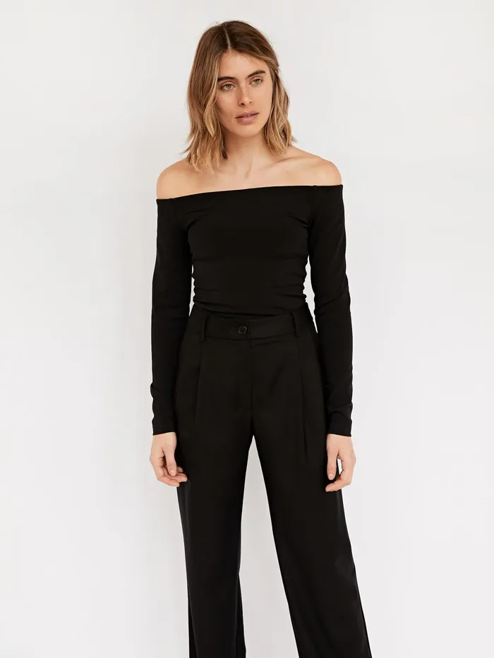 Women Esse Studios 8211 Black Off Shoulder Knit Top The UNDONE Tops