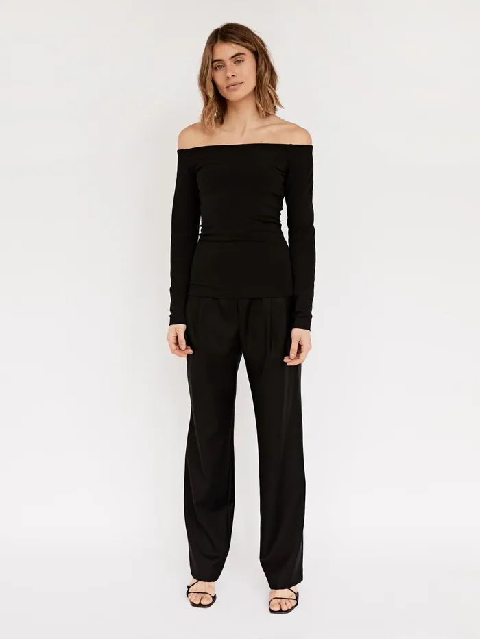 Women Esse Studios 8211 Black Off Shoulder Knit Top The UNDONE Tops