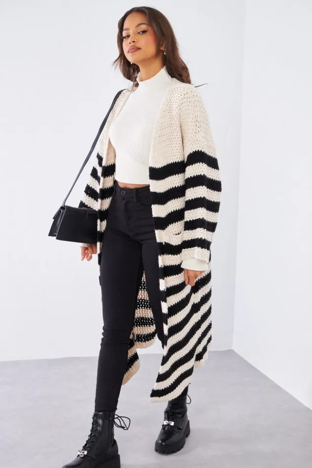 Women Gilet Beige Et Noir En Maille Long Beige Brentiny Paris Cardigans
