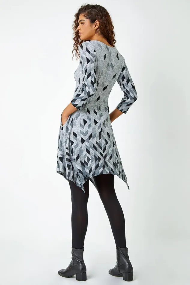 Women Grey Geometric Print Panelled Stretch Dress Roman Dresses
