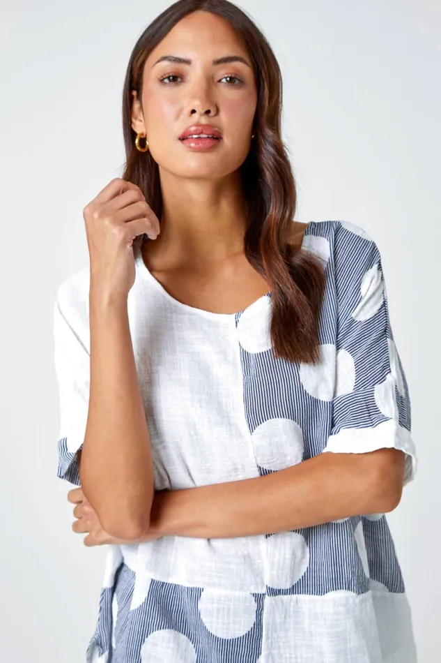 Women Ivory Spot Print Oversized Cotton Tee Roman Tops