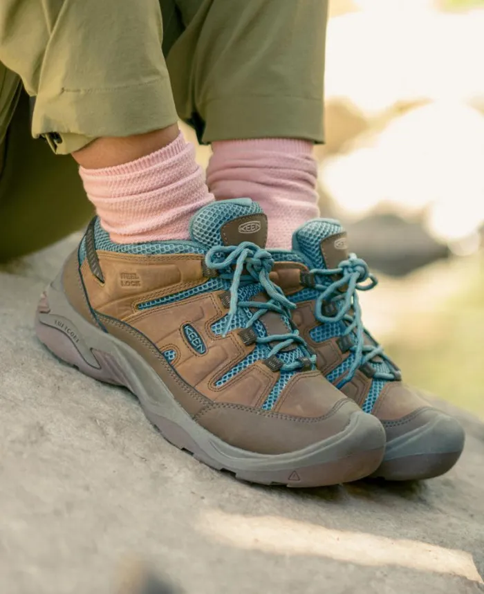 Women KEEN Hike Circadia Vent Shoe Toasted CoconutNorth Atlantic Women KEEN Hike Circadia Vent Shoe Toasted CoconutNorth Atlantic