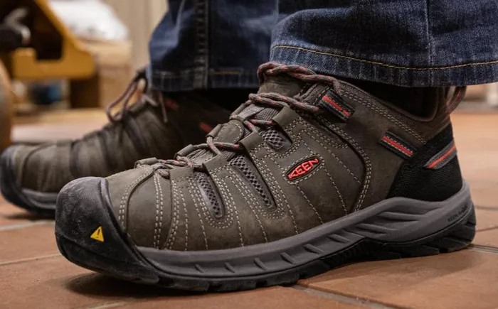 Women KEEN Work Boots and Shoes Flint II Steel Toe MagnetRose Women KEEN Work Boots and Shoes Flint II Steel Toe MagnetRose