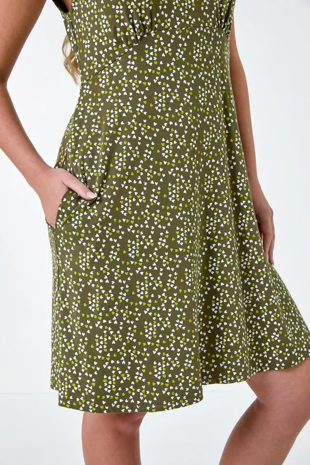 Women Khaki Petite Heart Print Stretch Dress Roman Dresses