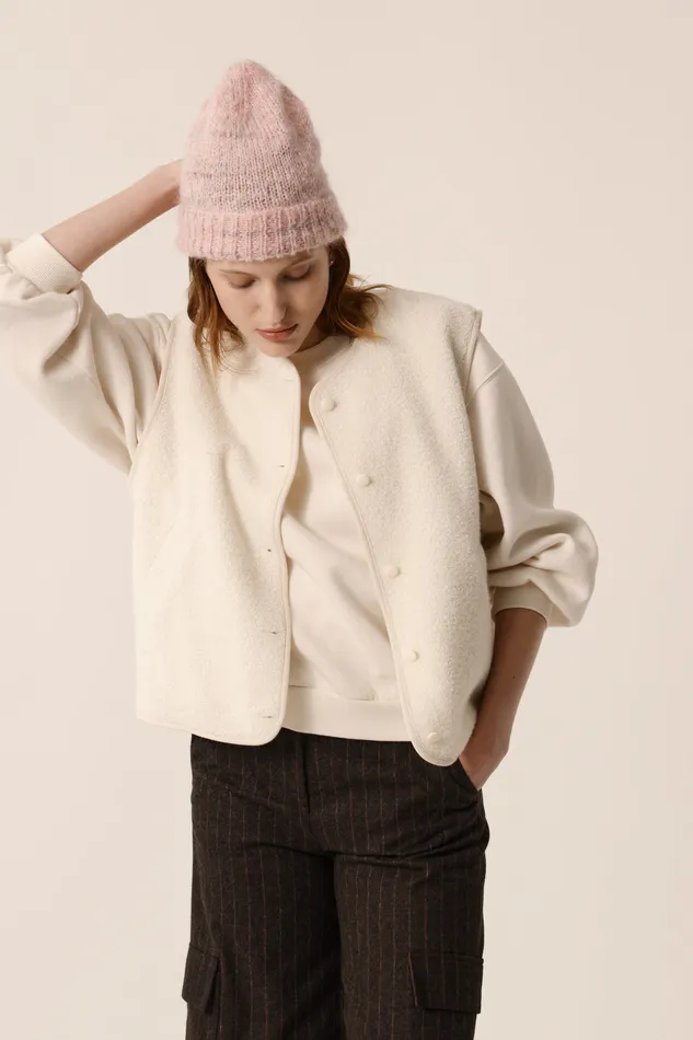 Women Knitted Waistcoat Zlata Creme Veste Laine Blanc Crme Des Petits Hauts Coats and Jackets Women Knitted Waistcoat Zlata Creme Veste Laine Blanc Crme Des Petits Hauts Coats and Jackets