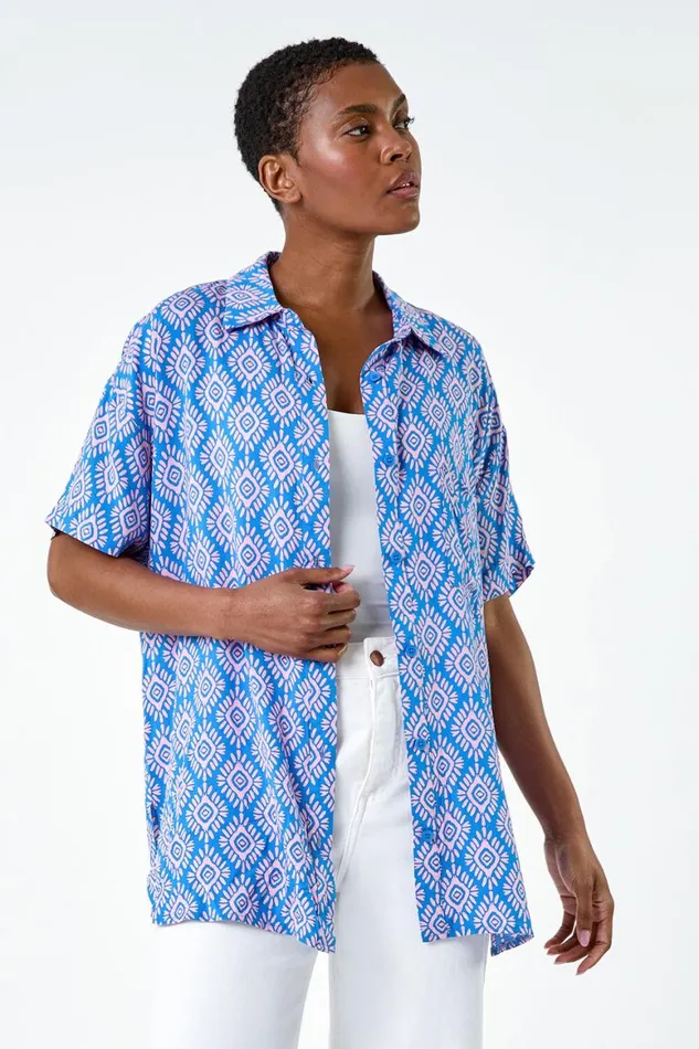Women Light Blue Geometric Print Short Sleeve Shirt Roman Tops