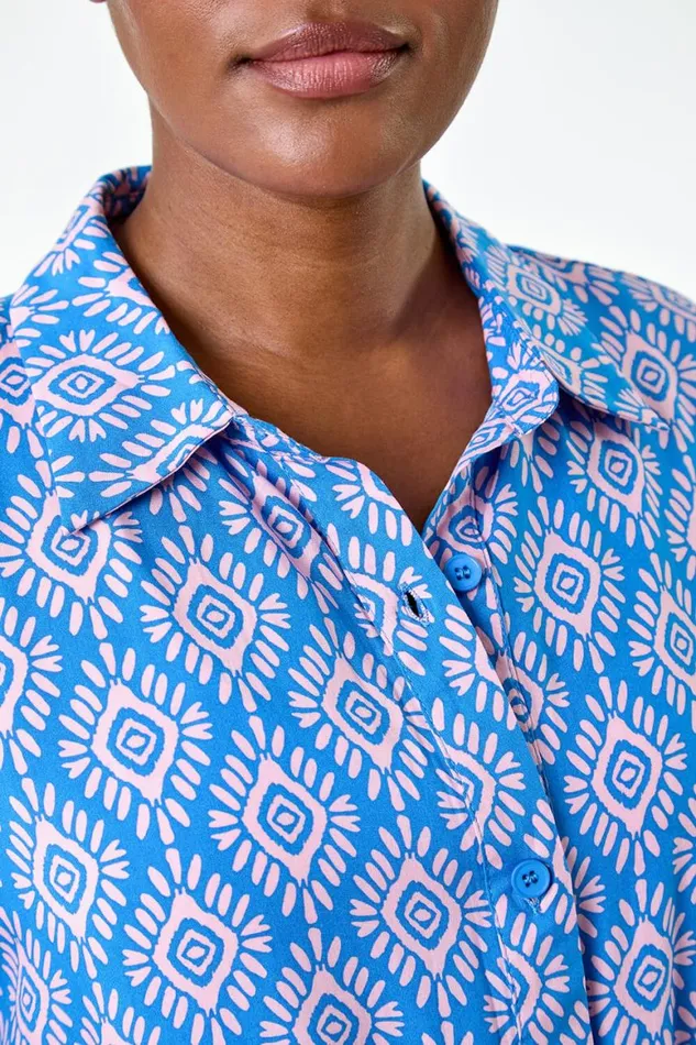 Women Light Blue Geometric Print Short Sleeve Shirt Roman Tops