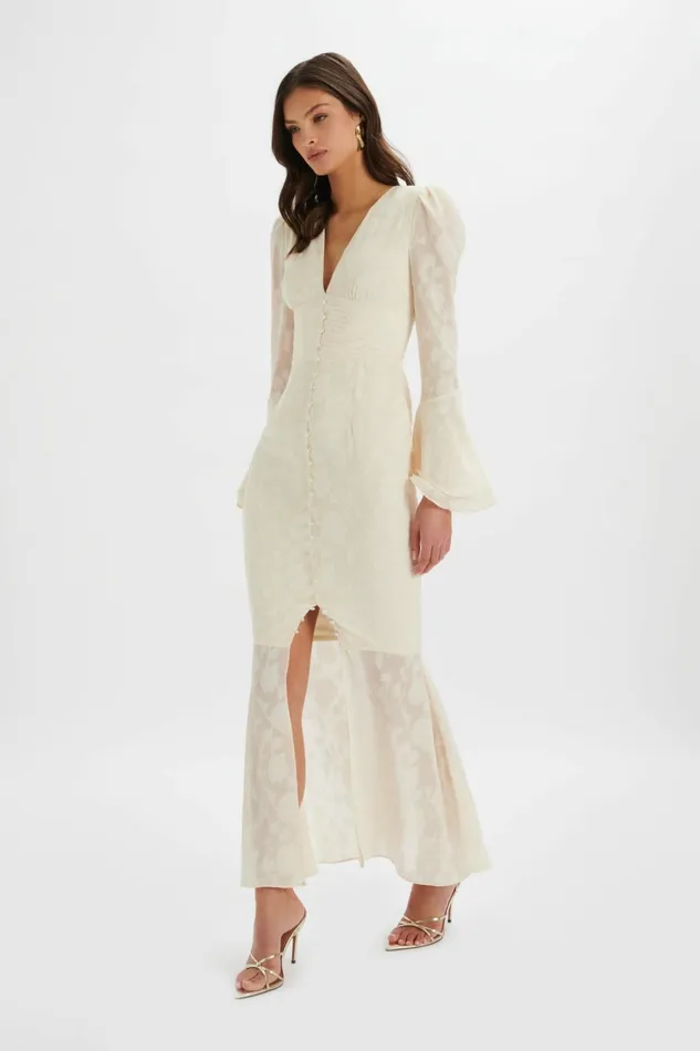 Women LongSleeve Dresses Lavish Alice LAUREN Fluted Sleeve Maxi Dress In Cream Floral Textured Chiffon Cream Floral Textured Chiffon Women LongSleeve Dresses Lavish Alice LAUREN Fluted Sleeve Maxi Dress In Cream Floral Textured Chiffon Cream Floral Textured Chiffon