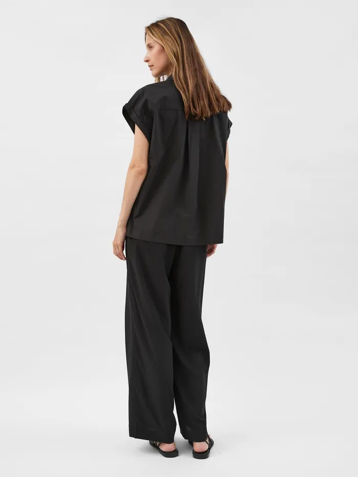 Women Matteau 8211 Relaxed Sleeveless Shirt In Black The UNDONE Maternity