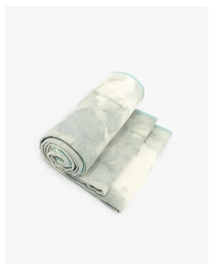 Women Oak And Reed Tie Dye Microfiber Yoga Towel Green Multi Madewell MWL Athleisure Women Oak And Reed Tie Dye Microfiber Yoga Towel Green Multi Madewell MWL Athleisure