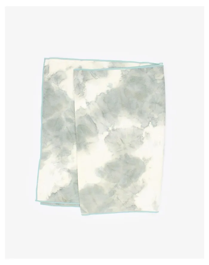 Women Oak And Reed Tie Dye Microfiber Yoga Towel Green Multi Madewell MWL Athleisure Women Oak And Reed Tie Dye Microfiber Yoga Towel Green Multi Madewell MWL Athleisure