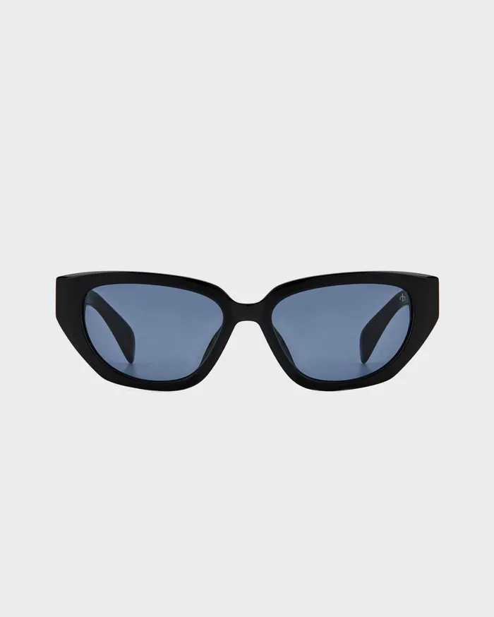 Women Rag and Bone Sunglasses Black Lena Butterfly Sunglasses Rag and Bone Black Lena Butterfly Sunglasses Women Rag and Bone Sunglasses Black Lena Butterfly Sunglasses Rag and Bone Black Lena Butterfly Sunglasses