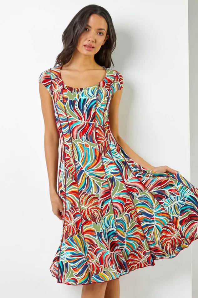 Women Red Textured Leaf Print Panel Dress Roman Dresses