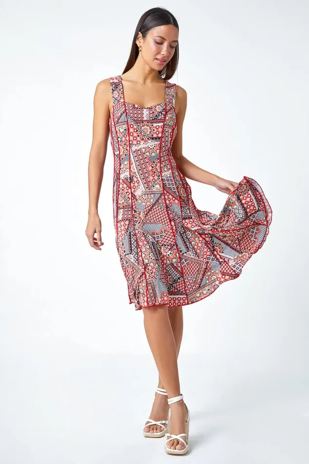 Women Red Textured Patchwork Panelled Stretch Dress Roman Dresses