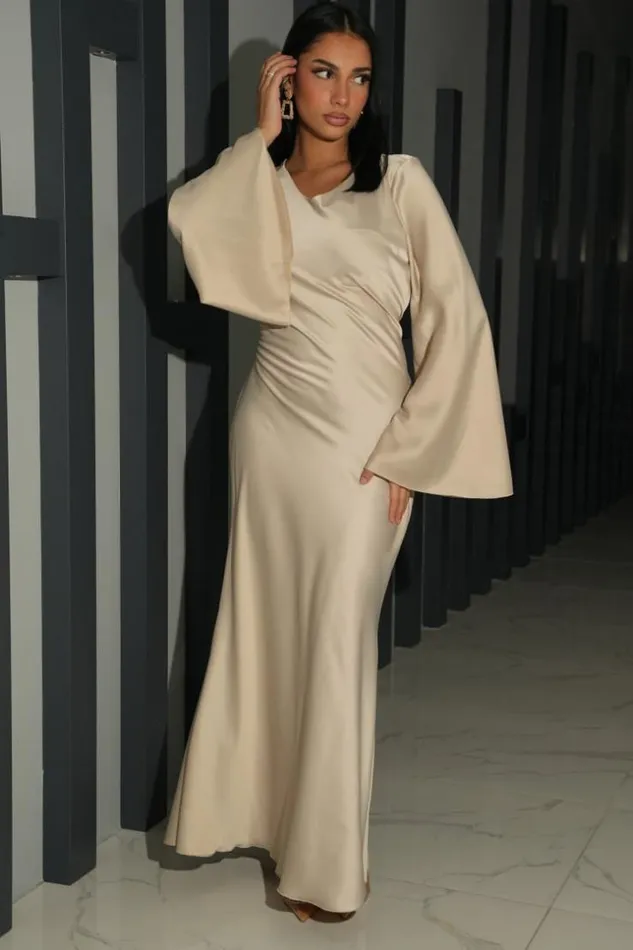 Women Robe Ample Satine Et Croise Au Dos Beige Beige Brentiny Paris Ceremonial Outfits Women Robe Ample Satine Et Croise Au Dos Beige Beige Brentiny Paris Ceremonial Outfits