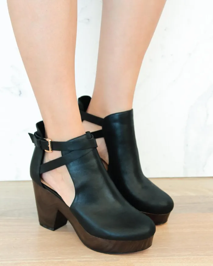 Women Shoes Belle and Bloom Fearless Clog Ankle Boot 8211 BlackChocolate