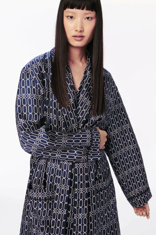 Women Sleepwear Victoria Beckham Chain Print Robe In Navy