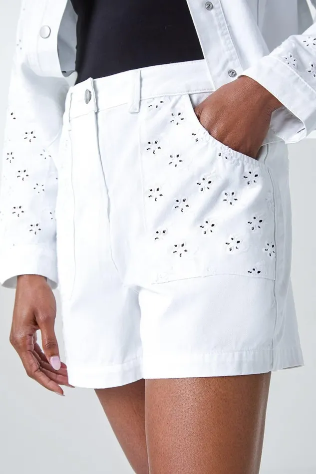 Women White Cotton Blend Broderie Pocket Shorts Roman Coords