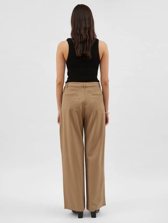 Women Wynn Hamlyn 8211 Lana Trouser In Tan The UNDONE Pants